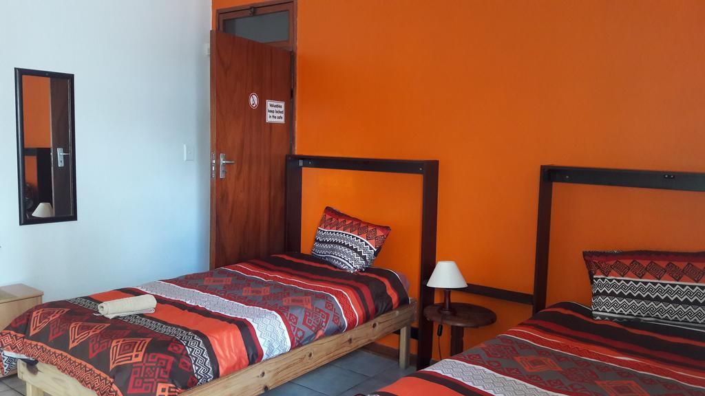 Guesthouse Villa Nina 오카한자 외부 사진