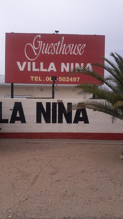 Guesthouse Villa Nina 오카한자 외부 사진