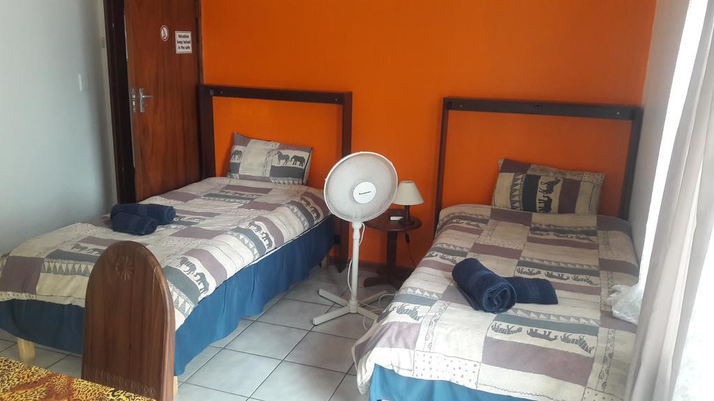 Guesthouse Villa Nina 오카한자 외부 사진